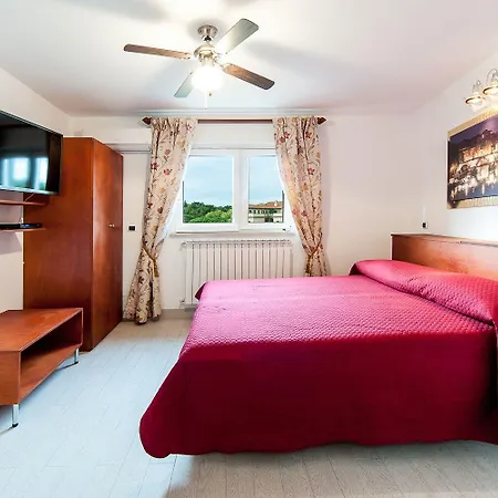 Mons Aureus Resort-2