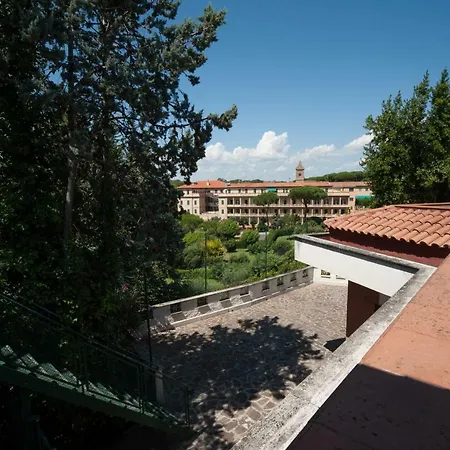 Mons Aureus Resort-3